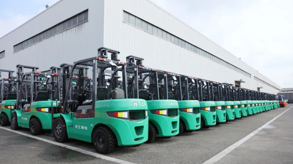 1752559725202943.png image.png